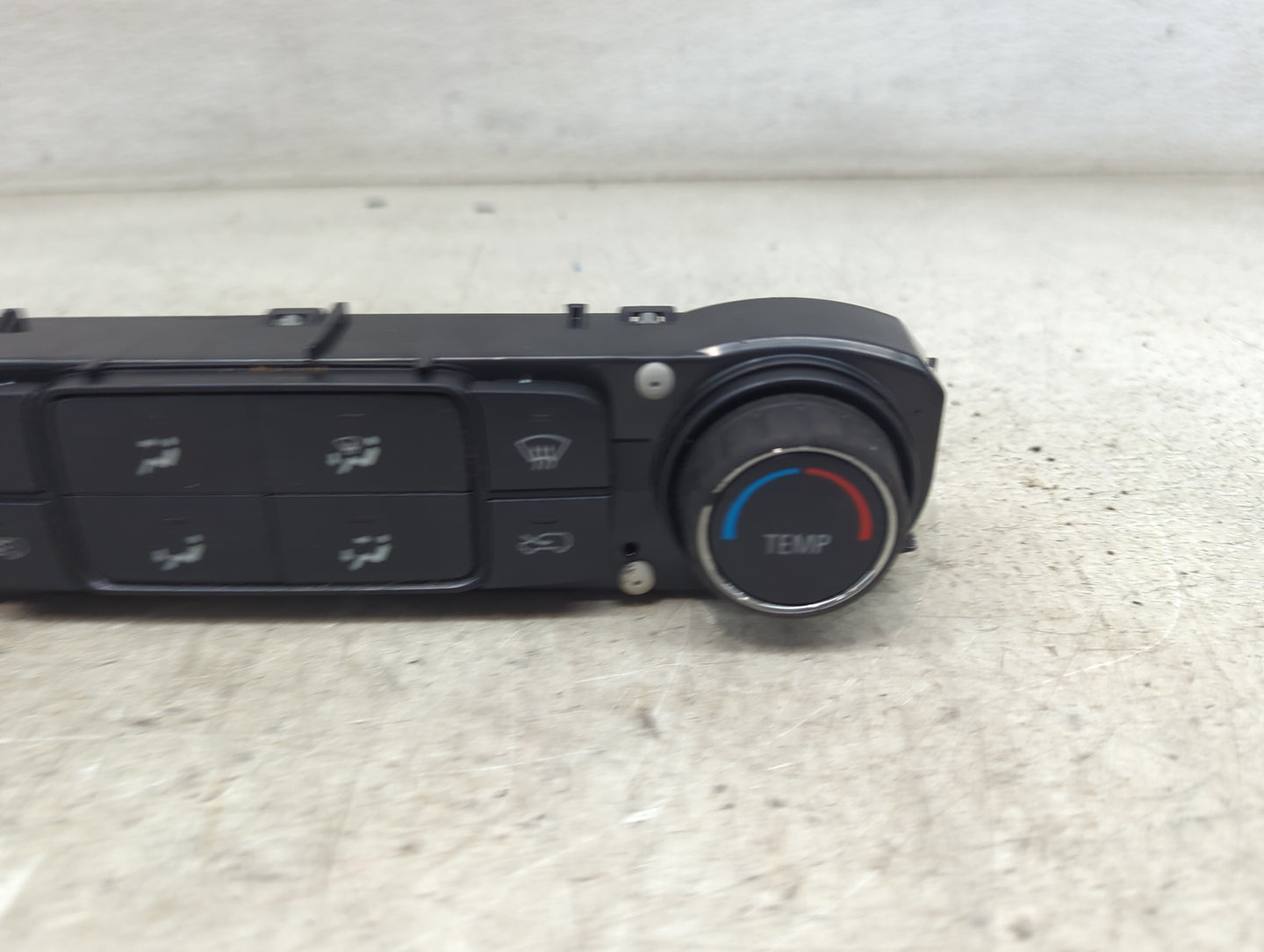 2015-2022 Chevrolet Colorado Climate Control Module Temperature AC/Heater Replacement Fits OEM Used Auto Parts - Oemusedauto