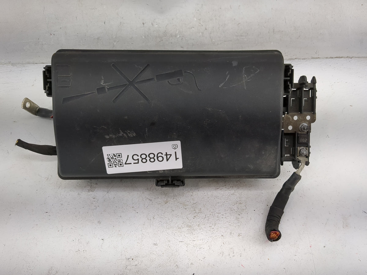 2015-2019 Chevrolet Colorado Fusebox Fuse Box Panel Relay Module P/N:13500127 13500128, 13500114 Fits Fits 2015 2016 2017 20