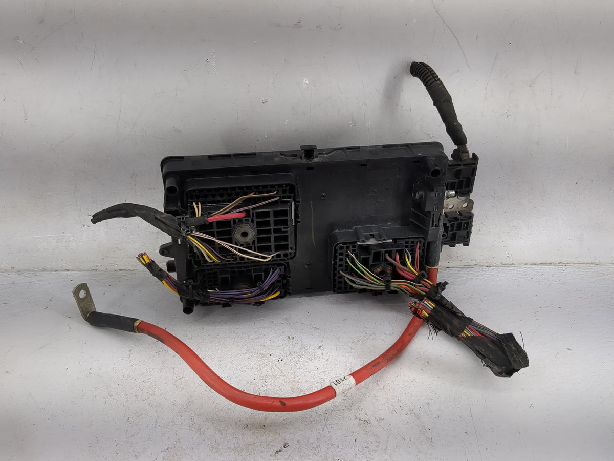 2015-2019 Chevrolet Colorado Fusebox Fuse Box Panel Relay Module P/N:13500127 13500128, 13500114 Fits Fits 2015 2016 2017 20