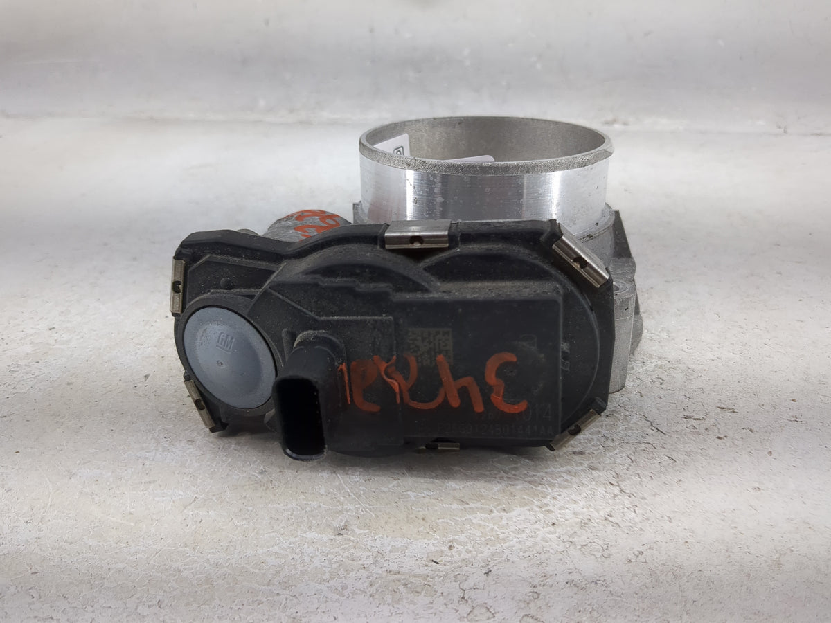 2017-2022 Chevrolet Colorado Throttle Body P/N:F2SG9124B01441AA Fits Fits 2016 2017 2018 2019 2020 2021 2022 OEM Used Auto P