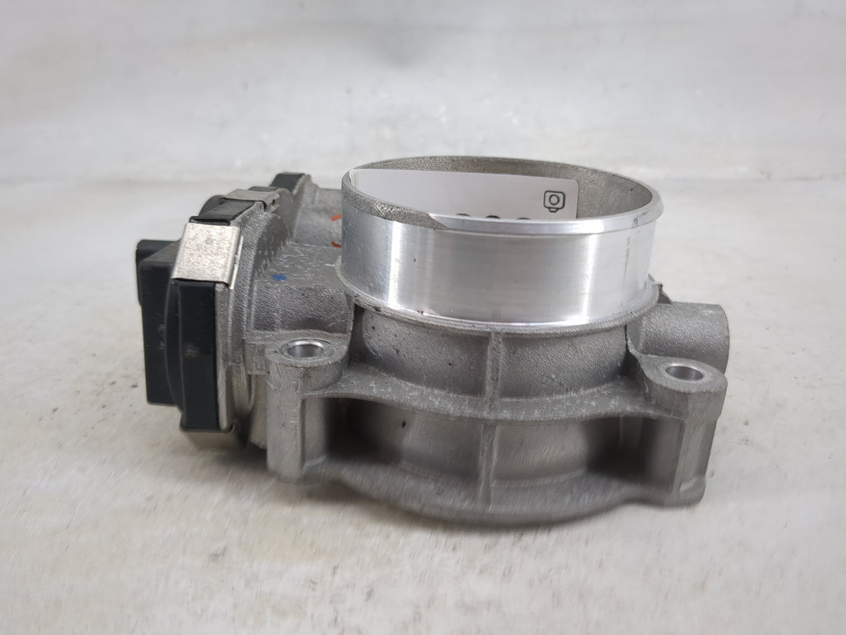 2017-2022 Chevrolet Colorado Throttle Body P/N:F2SG9124B01441AA Fits Fits 2016 2017 2018 2019 2020 2021 2022 OEM Used Auto P