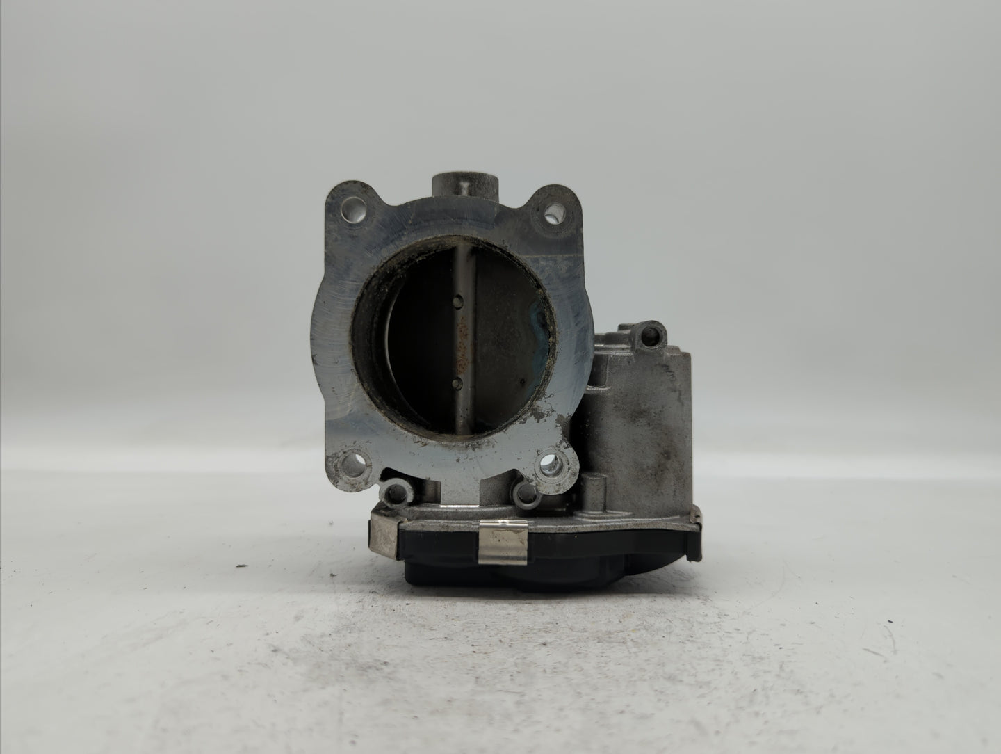 2016-2018 Chevrolet Colorado Throttle Body P/N:12670839AA 12627217DA Fits Fits 2016 2017 2018 2019 OEM Used Auto Parts - Oem