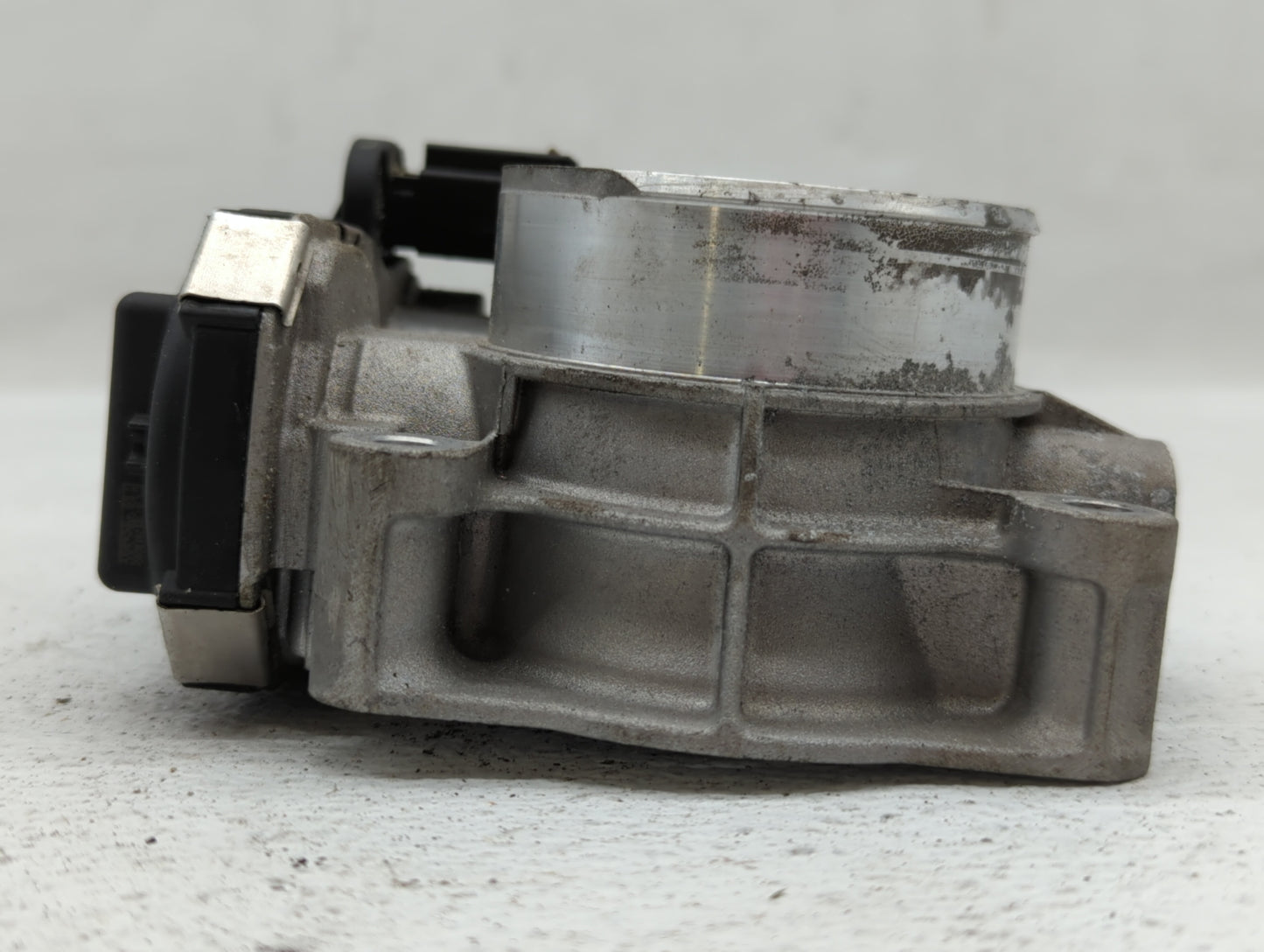 2016-2022 Chevrolet Colorado Throttle Body P/N:12670839AA 12627217DA Fits Fits 2016 2017 2018 2019 2020 2021 2022 OEM Used A
