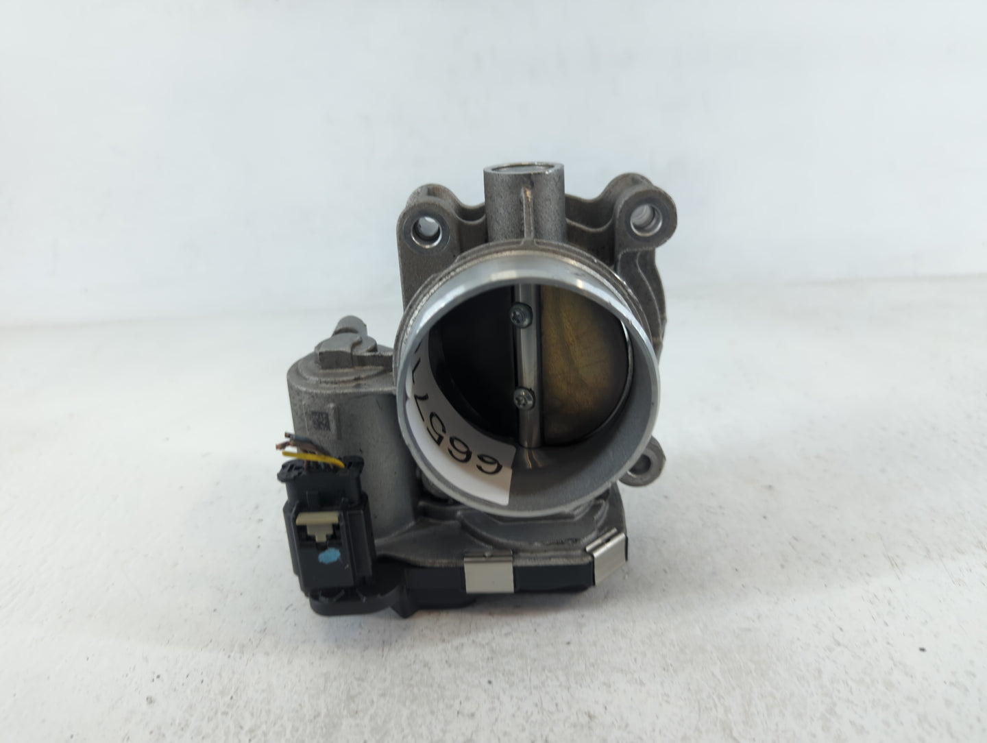 2016-2022 Chevrolet Colorado Throttle Body P/N:12670839AA Fits Fits 2016 2017 2018 2019 2020 2021 2022 OEM Used Auto Parts -
