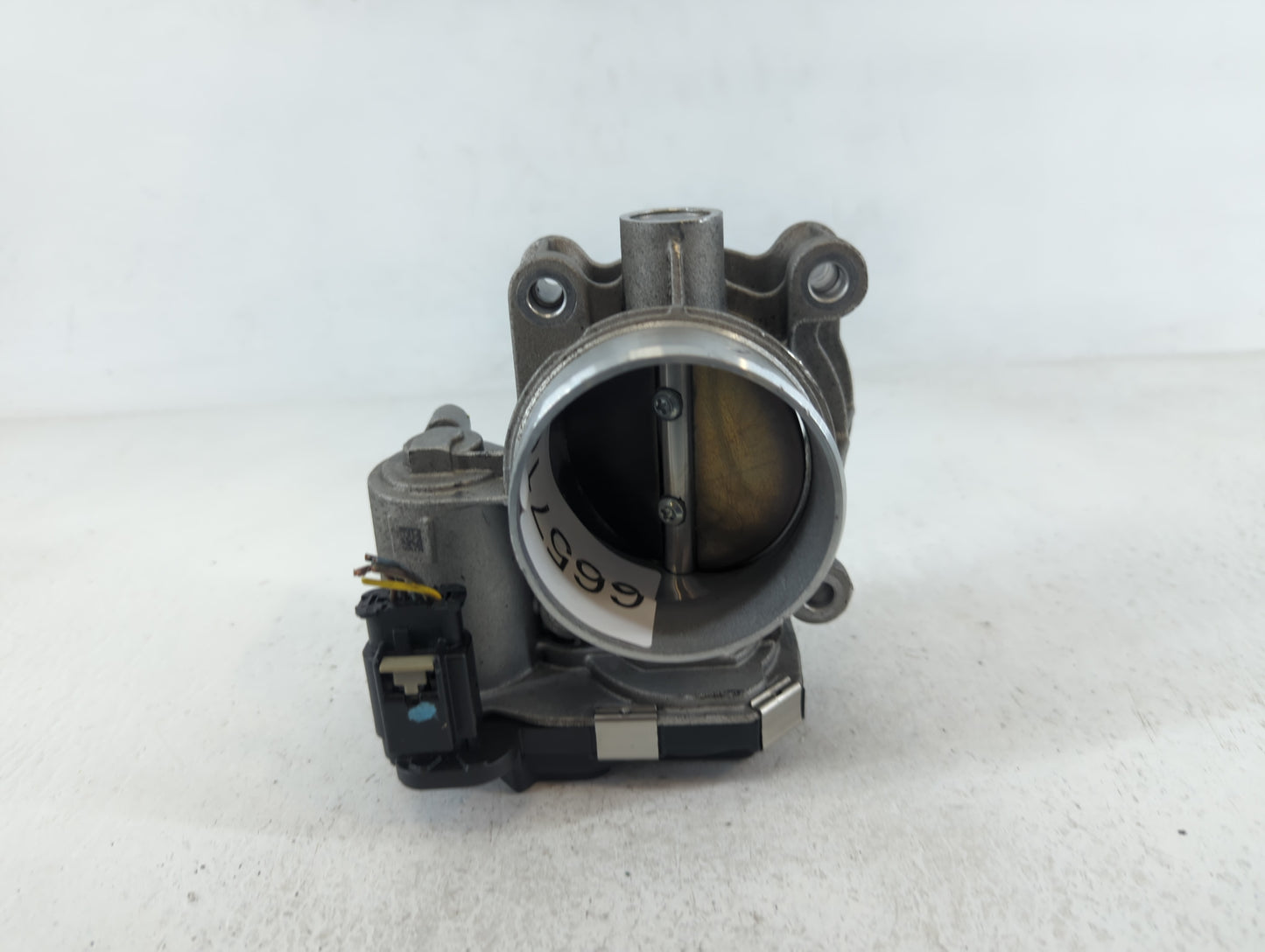 2016-2022 Chevrolet Colorado Throttle Body P/N:12670839AA Fits Fits 2016 2017 2018 2019 2020 2021 2022 OEM Used Auto Parts -