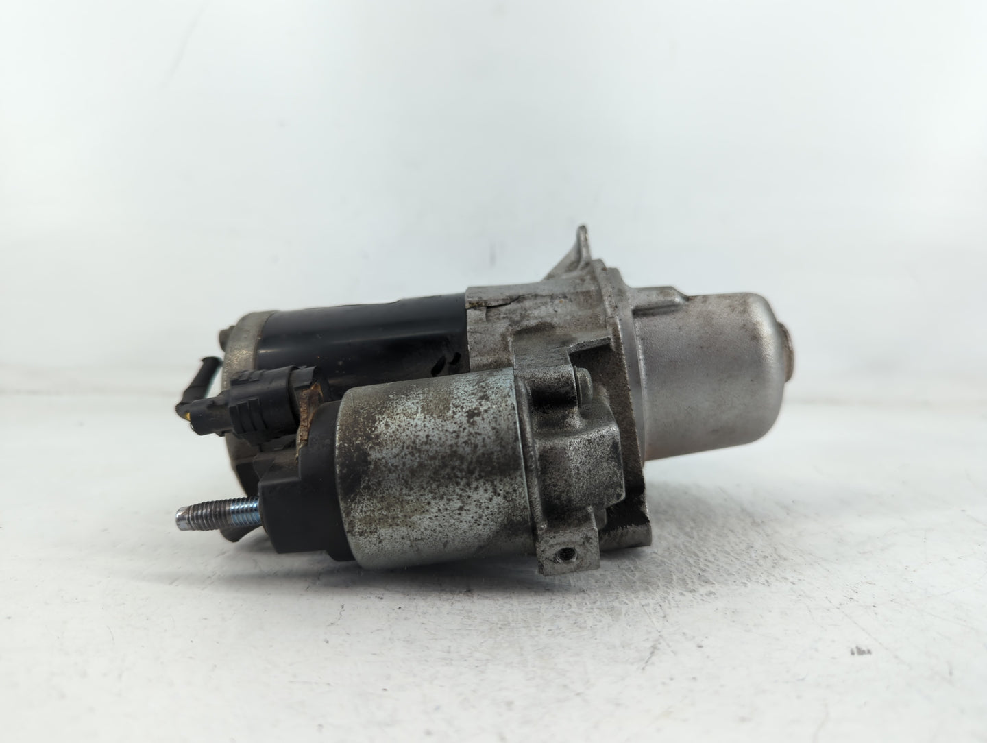 2017-2022 Chevrolet Colorado Car Starter Motor Solenoid OEM P/N:12674768 Fits Fits 2017 2018 2019 2020 2021 2022 OEM Used Au