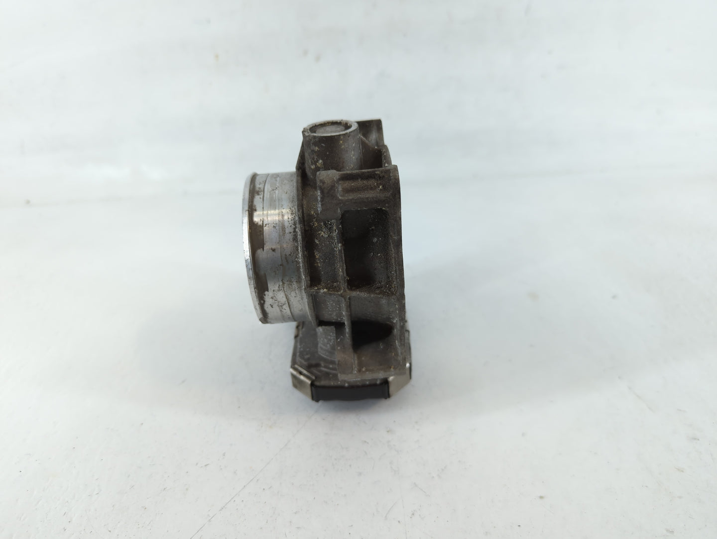 2016-2022 Chevrolet Colorado Throttle Body P/N:12670839AA Fits Fits 2016 2017 2018 2019 2020 2021 2022 OEM Used Auto Parts -