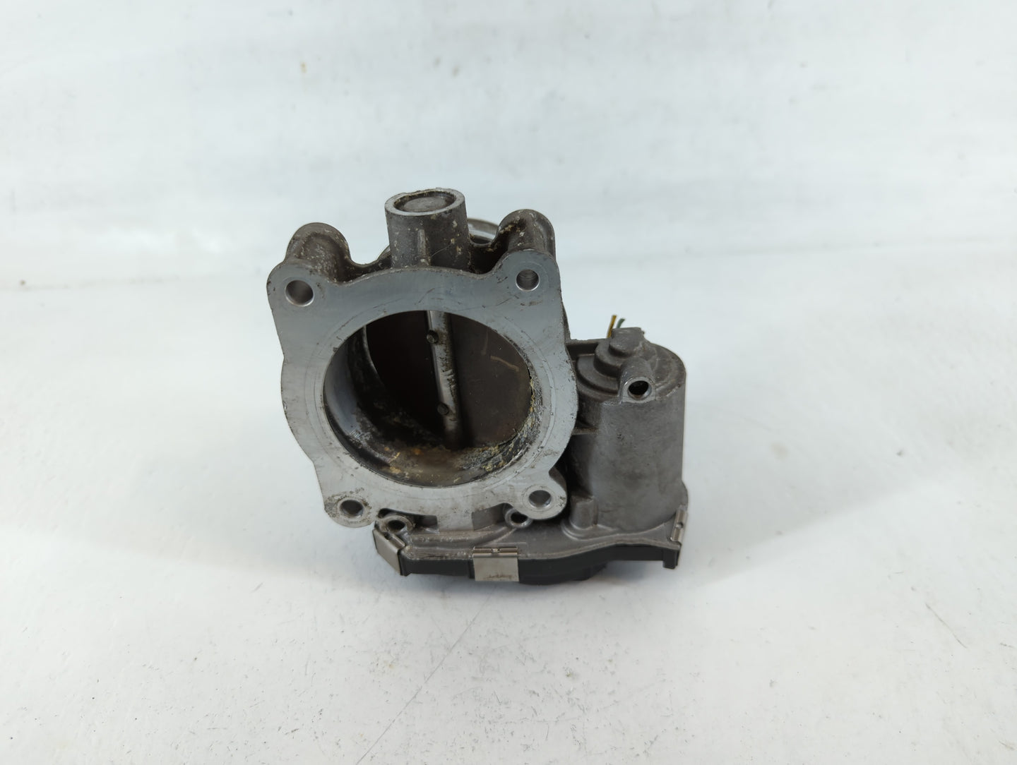 2016-2022 Chevrolet Colorado Throttle Body P/N:12670839AA Fits Fits 2016 2017 2018 2019 2020 2021 2022 OEM Used Auto Parts -