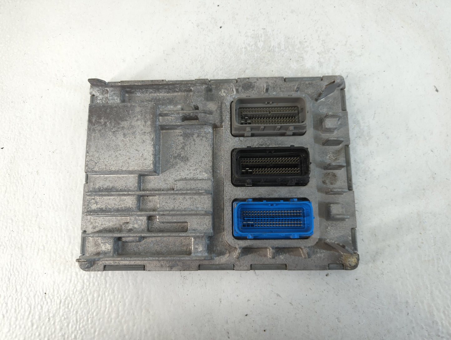 2017-2022 Chevrolet Colorado PCM Engine Control Computer ECU ECM PCU OEM P/N:12694483 E82 Fits OEM Used Auto Parts - Oemused