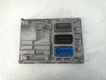 compare product 2017-2022 Chevrolet Colorado PCM Engine Control Computer ECU ECM PCU OEM P/N:12694483 E82 Fits OEM Used Auto Parts