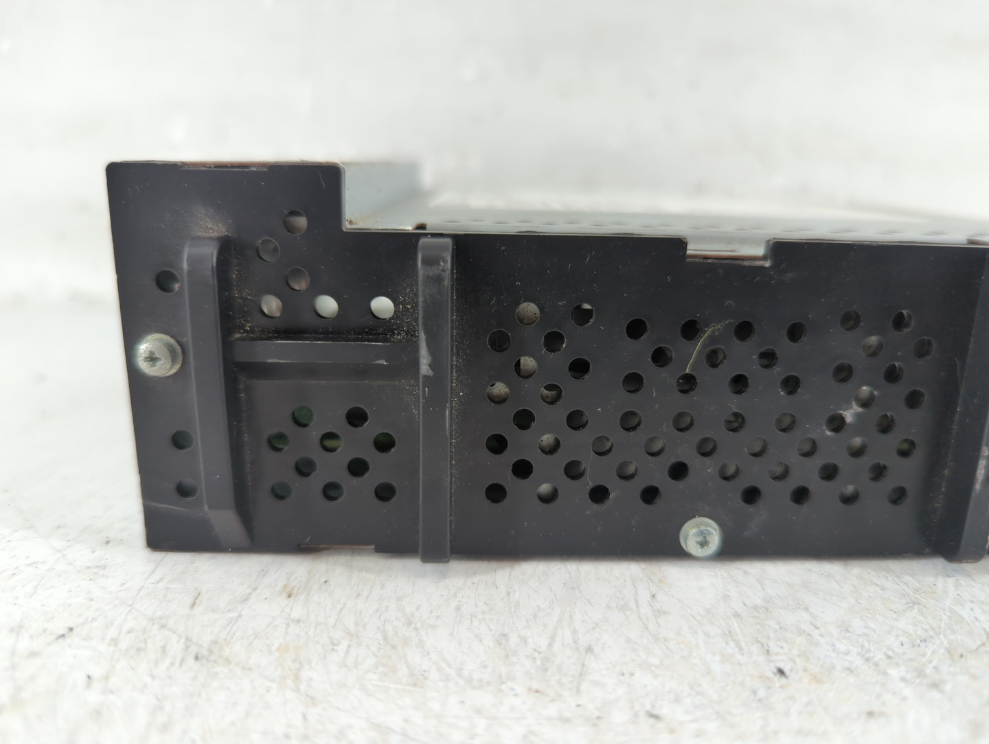 2020-2022 Chevrolet Colorado Radio AM FM Cd Player Receiver Replacement P/N:84479960 Fits Fits 2018 2020 2021 2022 OEM Used 