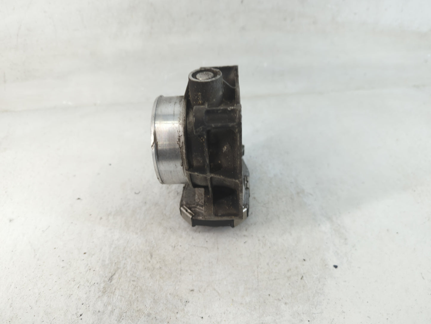 2016-2022 Chevrolet Colorado Throttle Body P/N:12670839AA Fits Fits 2016 2017 2018 2019 2020 2021 2022 OEM Used Auto Parts -