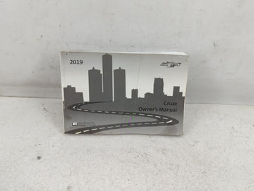 2019 Chevrolet Cruze Owners Manual Book Guide P/N:84169515 A OEM Used Auto Parts - Oemusedautoparts1.com
