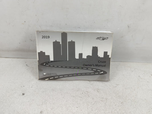2019 Chevrolet Cruze Owners Manual Book Guide P/N:84169515 A OEM Used Auto Parts - Oemusedautoparts1.com