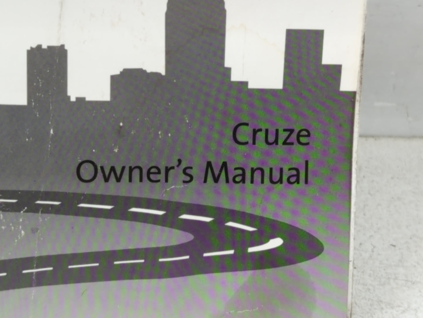 2019 Chevrolet Cruze Owners Manual Book Guide P/N:84169515 A OEM Used Auto Parts - Oemusedautoparts1.com