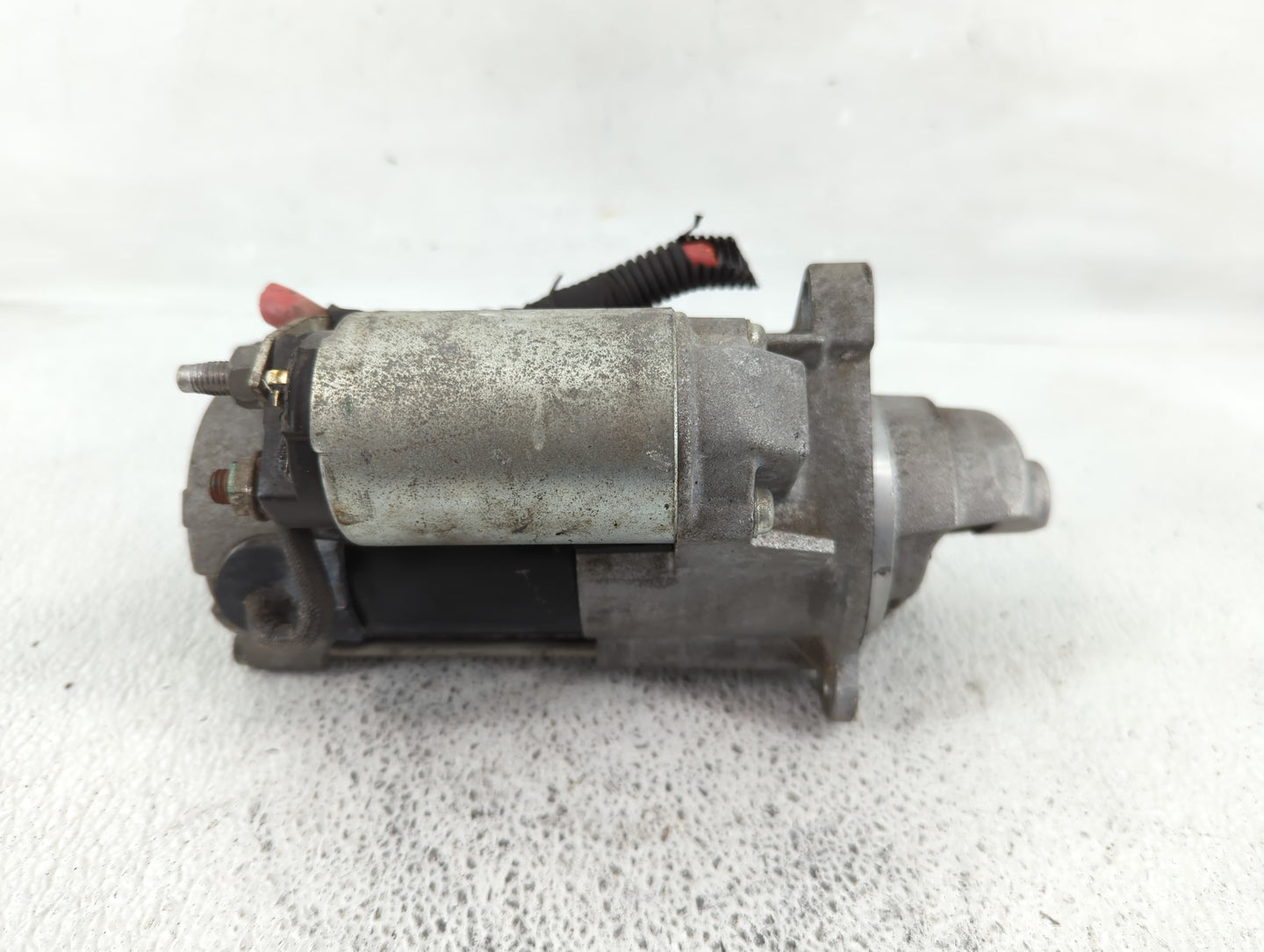 2017-2019 Chevrolet Cruze Car Starter Motor Solenoid OEM P/N:12690481 Fits Fits 2017 2018 2019 2020 2021 2022 OEM Used Auto 