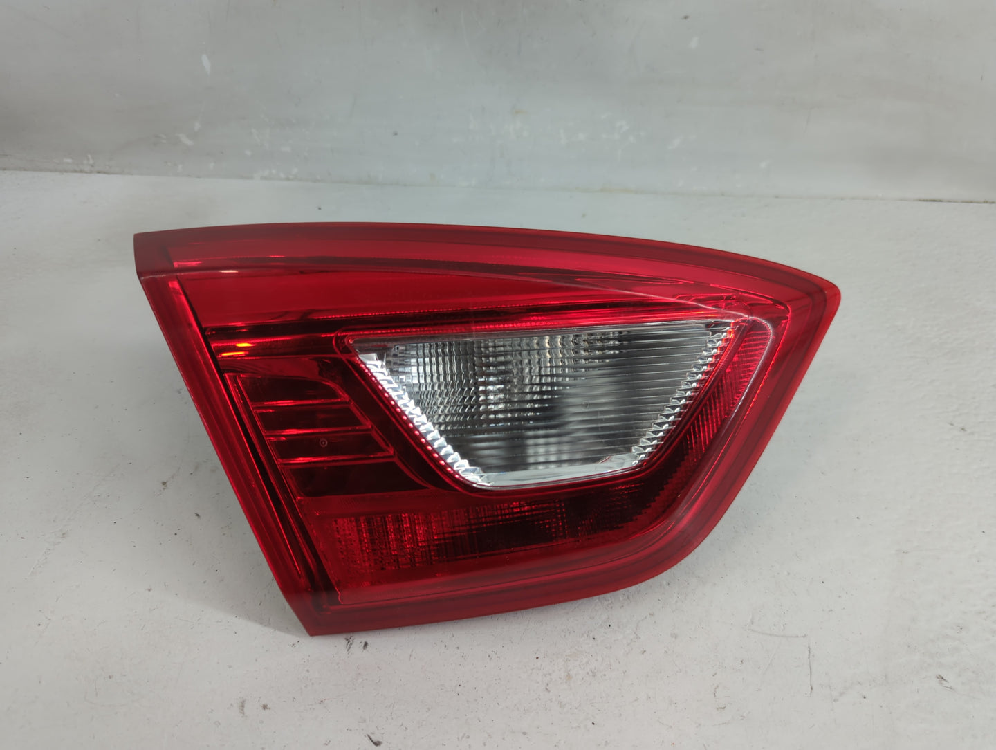 2019 Chevrolet Cruze Tail Light Assembly Driver Left OEM P/N:84075816 Fits OEM Used Auto Parts - Oemusedautoparts1.com