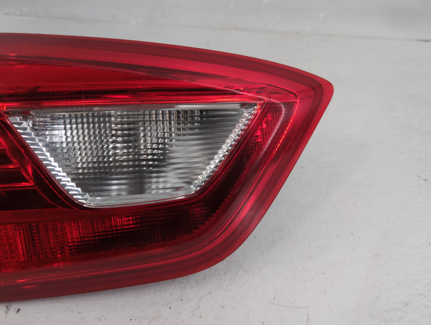 2019 Chevrolet Cruze Tail Light Assembly Driver Left OEM P/N:84075816 Fits OEM Used Auto Parts - Oemusedautoparts1.com