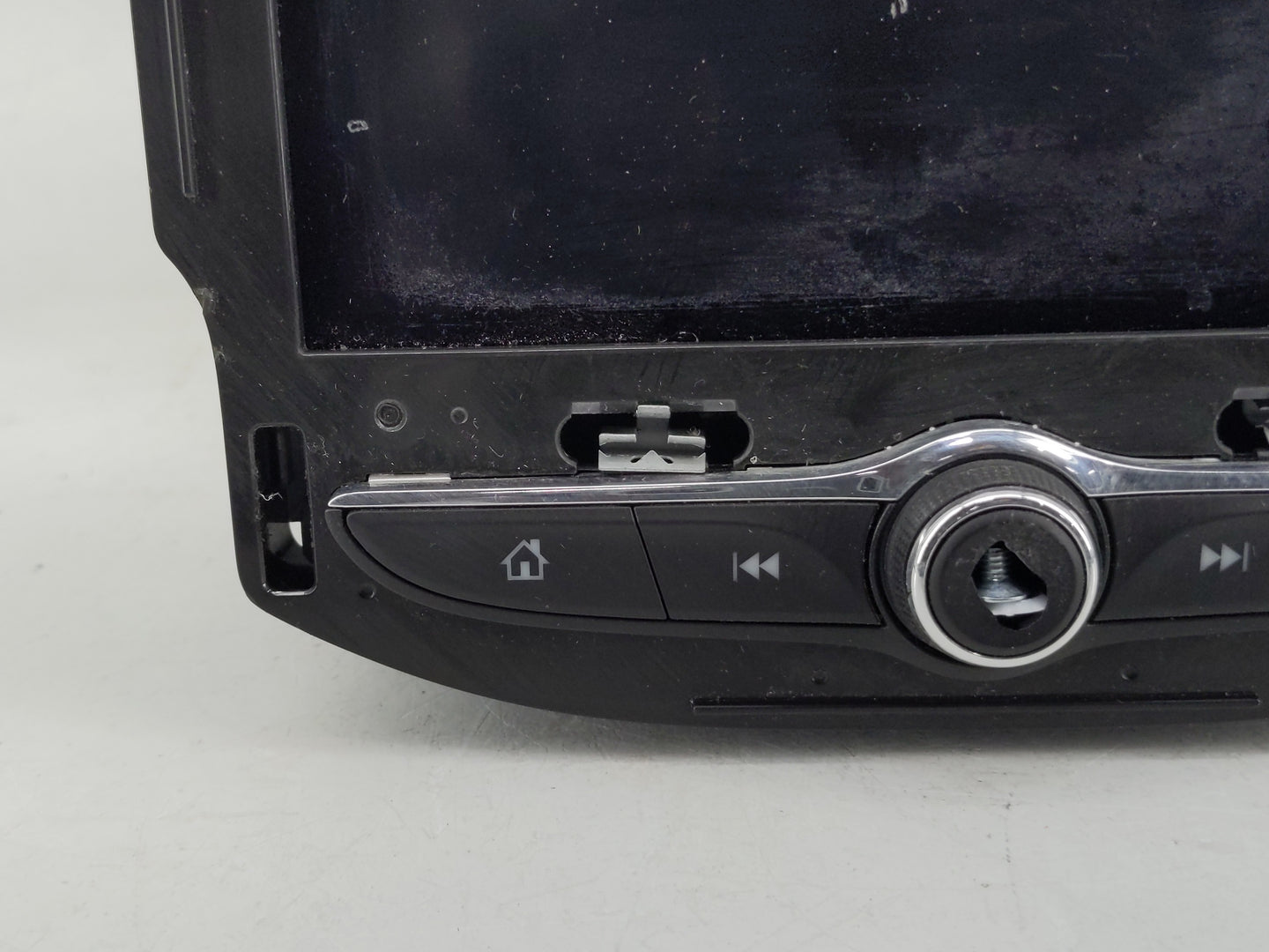 2019 Chevrolet Cruze Radio AM FM Cd Player Receiver Replacement P/N:42698806 Fits OEM Used Auto Parts - Oemusedautoparts1.co