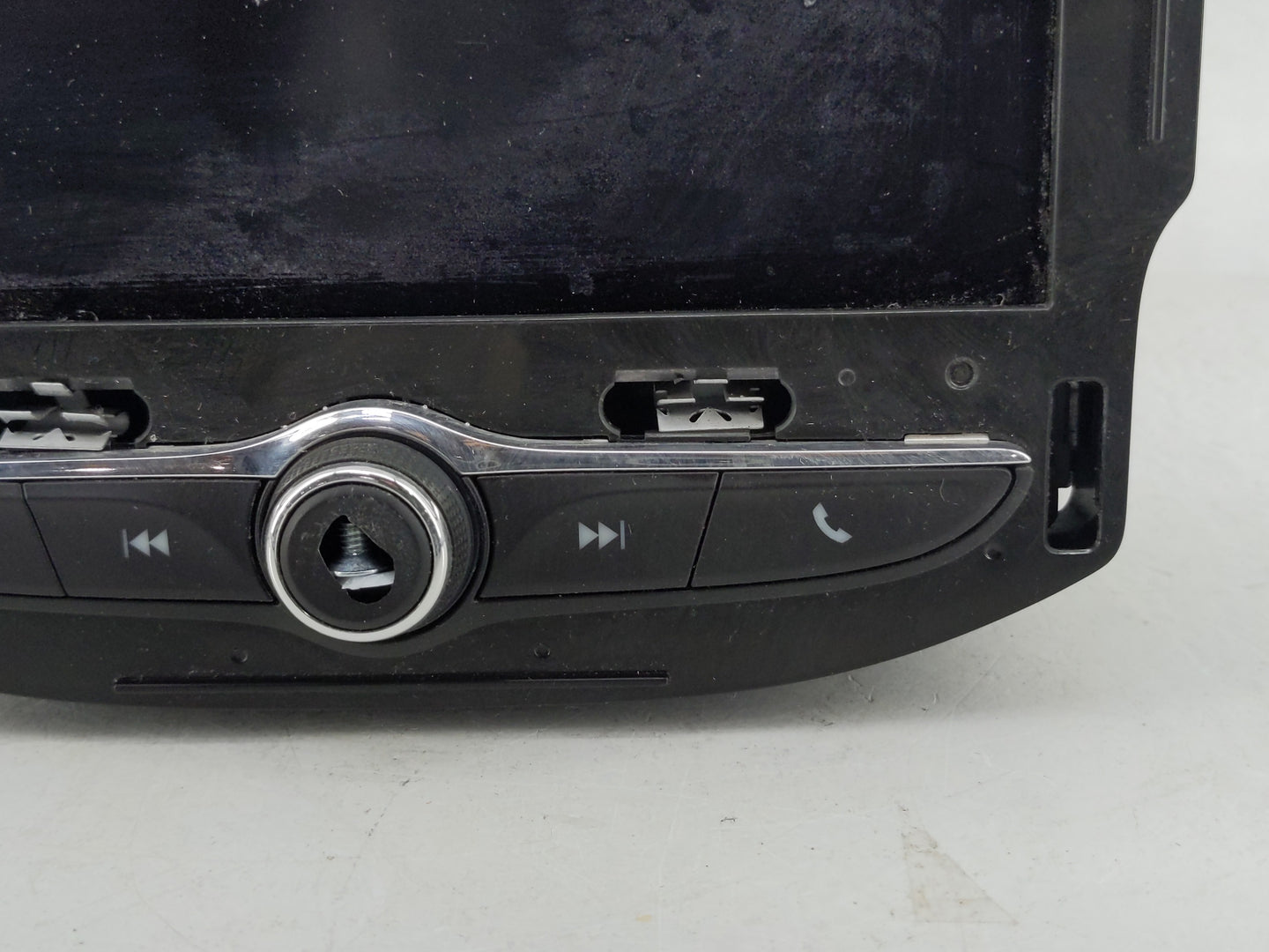 2019 Chevrolet Cruze Radio AM FM Cd Player Receiver Replacement P/N:42698806 Fits OEM Used Auto Parts - Oemusedautoparts1.co