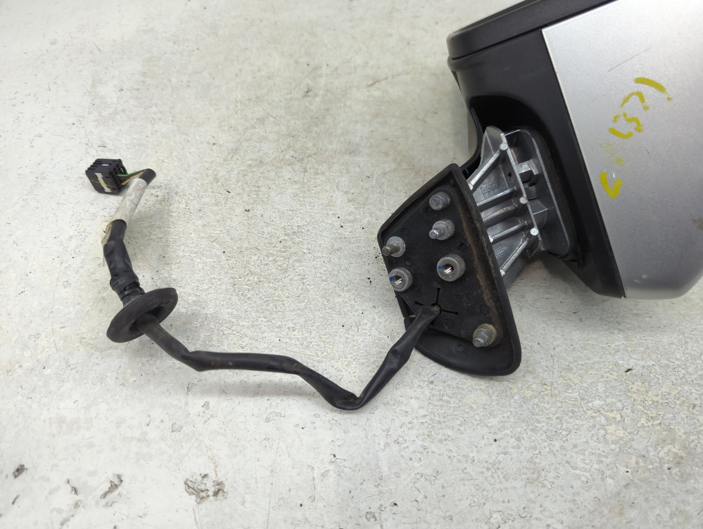 2016-2019 Chevrolet Cruze Driver Side View Mirror - Left Door Mirror OEM Used - Oemusedautoparts1.com