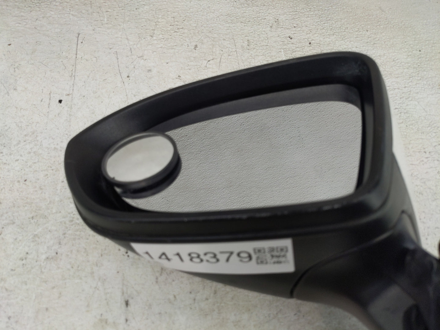 2016-2019 Chevrolet Cruze Driver Side View Mirror - Left Door Mirror OEM Used - Oemusedautoparts1.com