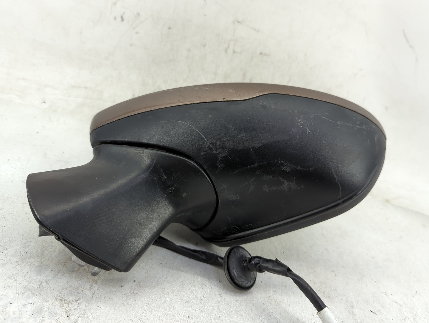 2016-2019 Chevrolet Cruze Driver Side View Mirror - Left Door Mirror OEM Used - Oemusedautoparts1.com