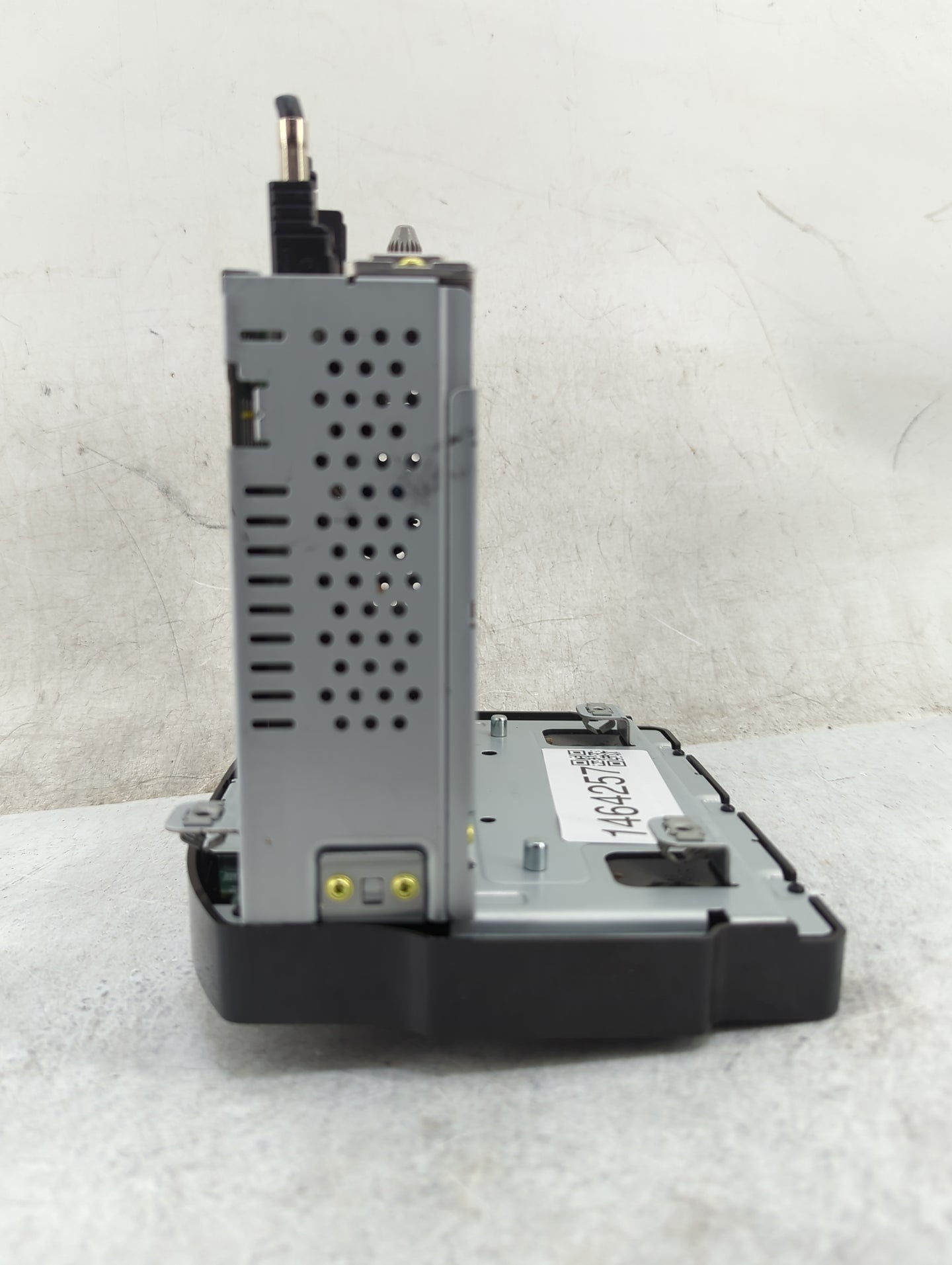 2019 Chevrolet Cruze Radio AM FM Cd Player Receiver Replacement P/N:42679971 7310500000000X, 555343750, H118210400001958 Fit