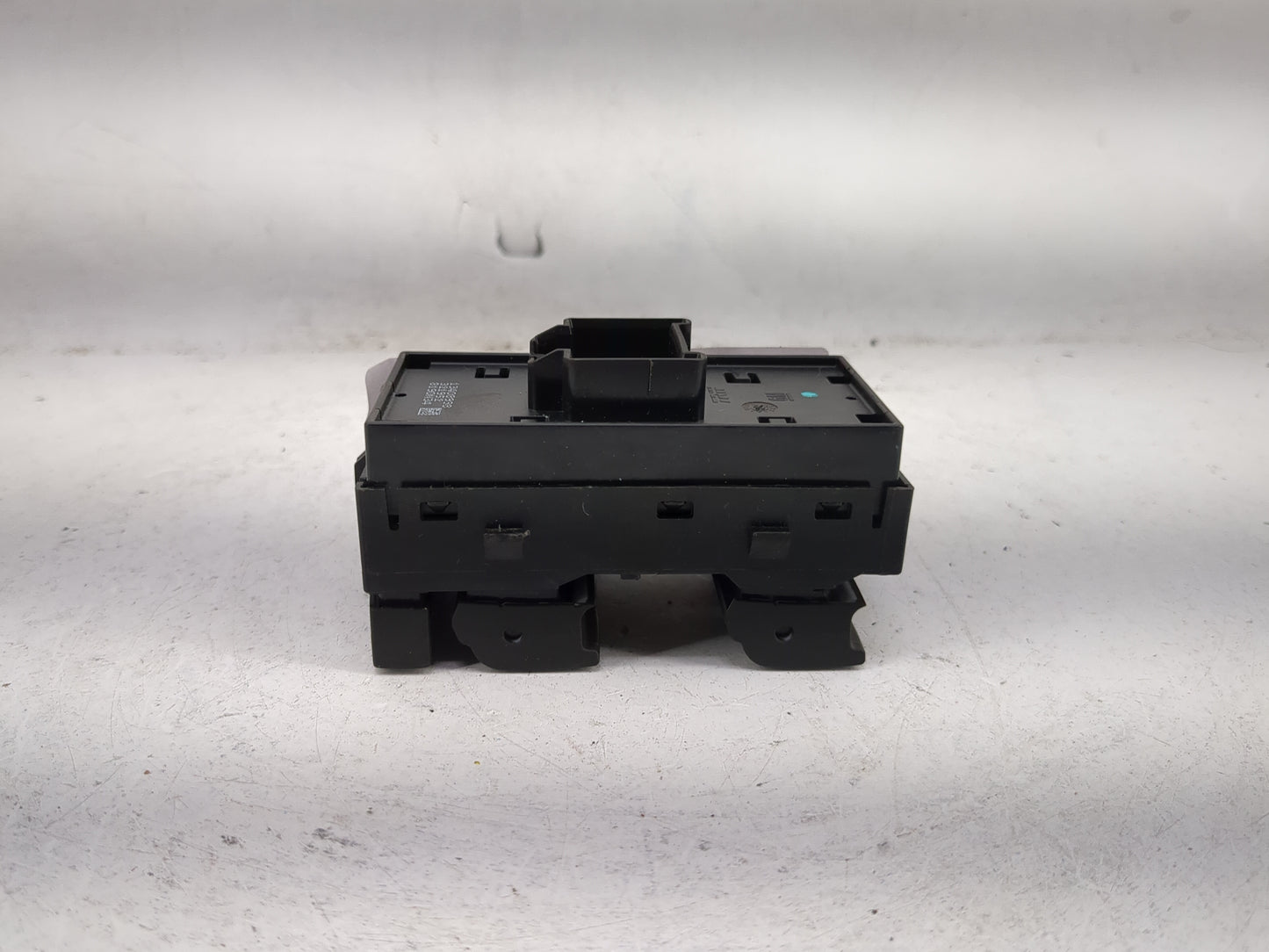2016-2019 Chevrolet Cruze Master Power Window Switch Replacement Driver Side Left P/N:13408898 321352 Fits OEM Used Auto Par