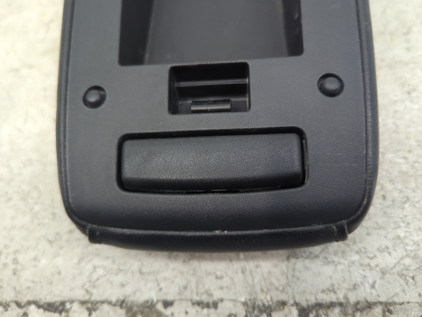 2019 Chevrolet Cruze Center Console Armrest Cover Lid Fits OEM Used Auto Parts - Oemusedautoparts1.com