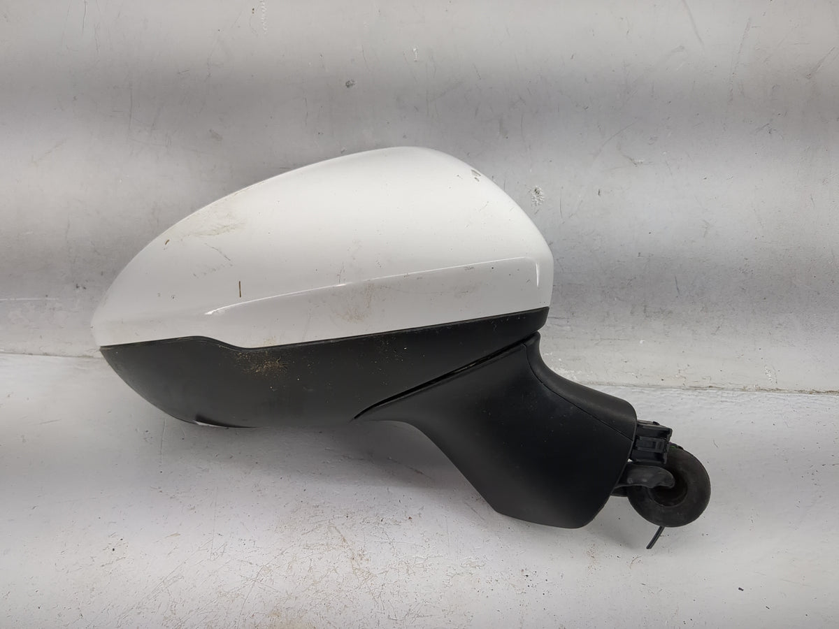 2016-2019 Chevrolet Cruze Passenger Side View Mirror - Right Door Mirror OEM Used - Oemusedautoparts1.com
