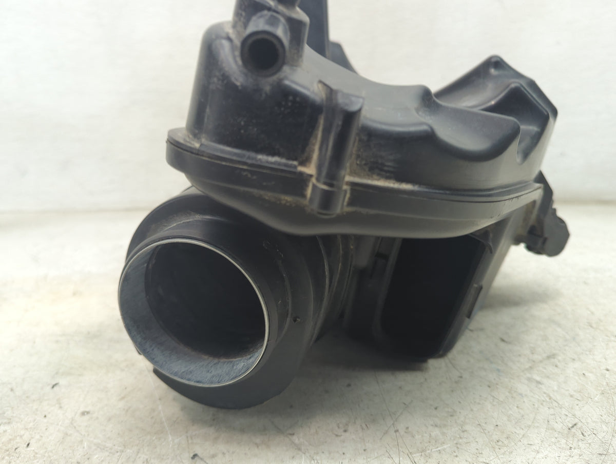 2019-2019 Chevrolet Cruze Air Cleaner Intake-duct Hose Tube - Oemusedautoparts1.com