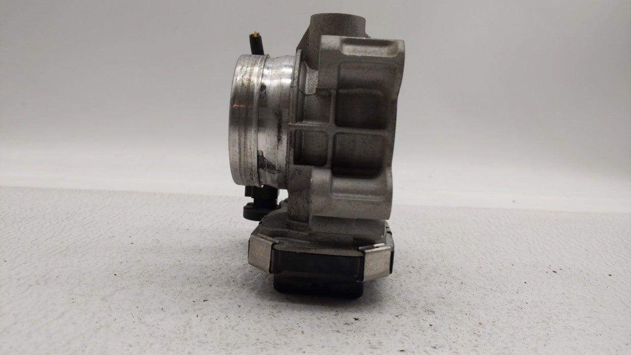 2017-2018 Chevrolet Cruze Throttle Body P/N:12671379AA Fits Fits 2017 2018 OEM Used Auto Parts - Oemusedautoparts1.com