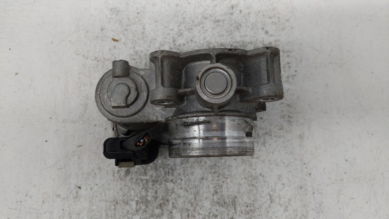 2017-2018 Chevrolet Cruze Throttle Body P/N:12671379AA Fits Fits 2017 2018 OEM Used Auto Parts - Oemusedautoparts1.com