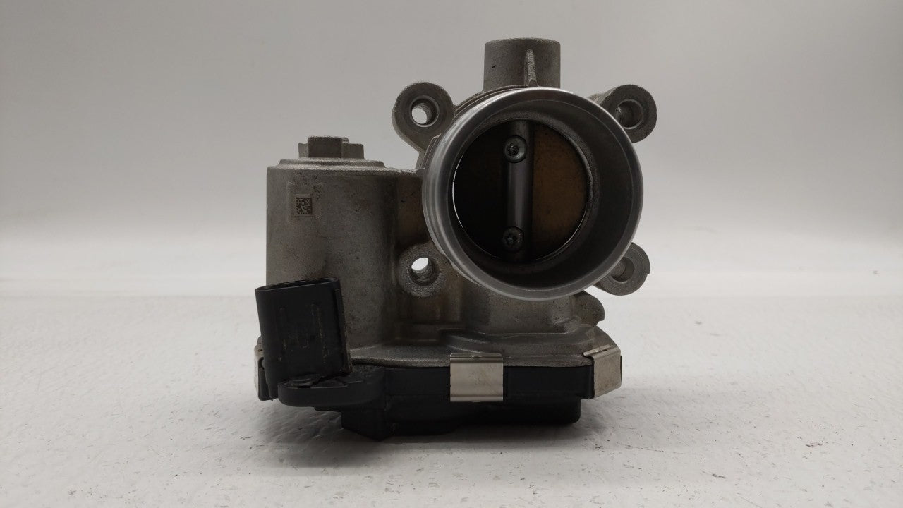 2017-2018 Chevrolet Cruze Throttle Body P/N:12671379AA Fits Fits 2017 2018 OEM Used Auto Parts - Oemusedautoparts1.com