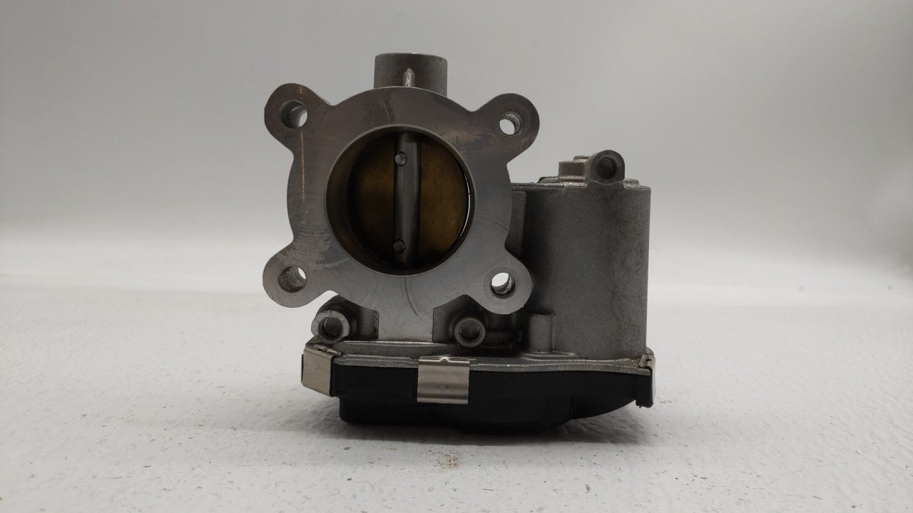 2017-2018 Chevrolet Cruze Throttle Body P/N:12671379AA Fits Fits 2017 2018 OEM Used Auto Parts - Oemusedautoparts1.com