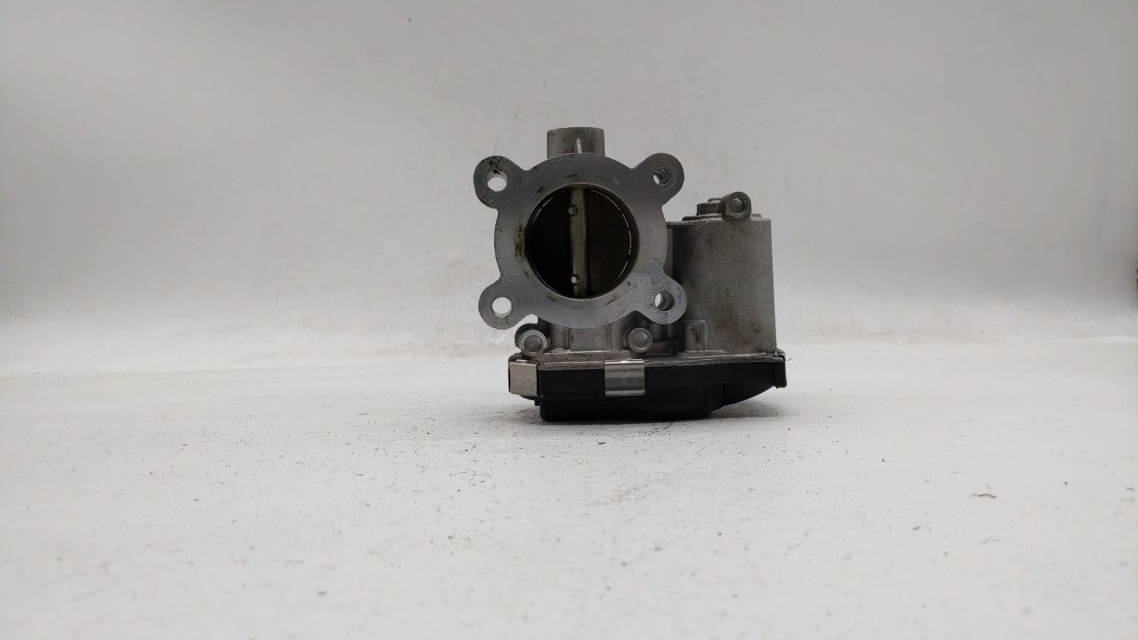 2017-2018 Chevrolet Cruze Throttle Body P/N:12671379AA Fits Fits 2017 2018 OEM Used Auto Parts - Oemusedautoparts1.com
