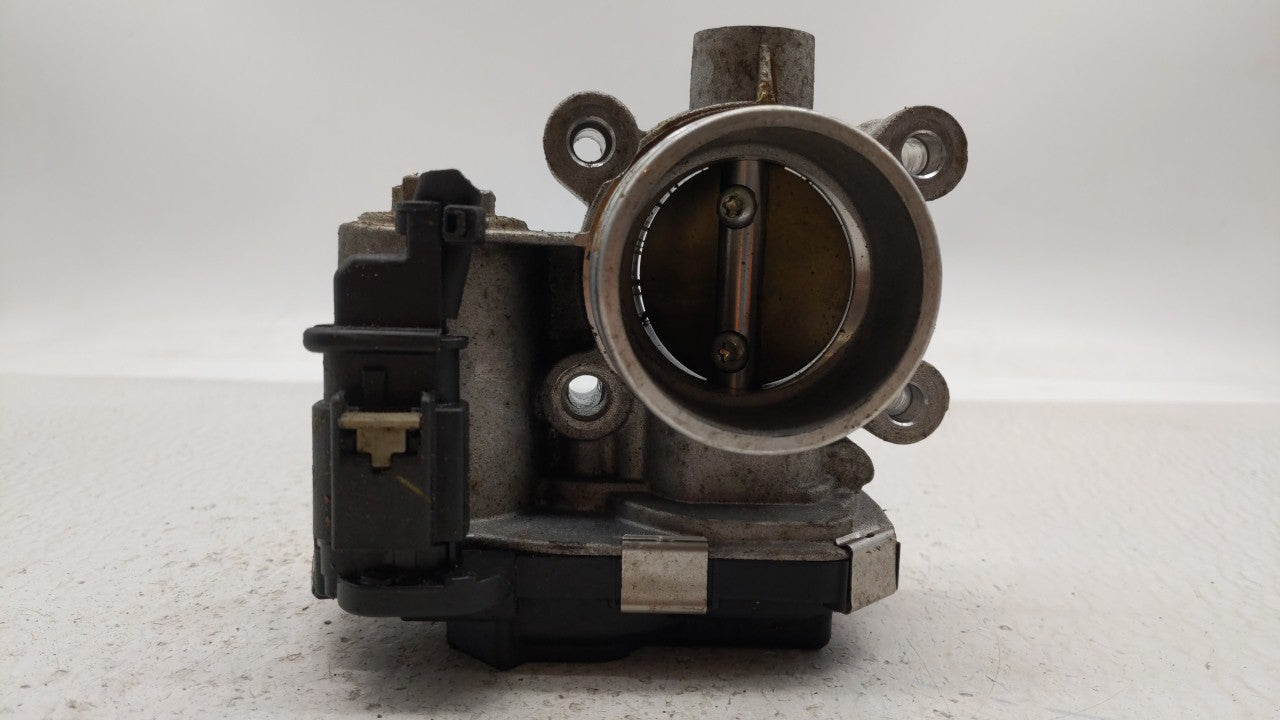 2017-2018 Chevrolet Cruze Throttle Body P/N:12671379AA Fits Fits 2017 2018 OEM Used Auto Parts - Oemusedautoparts1.com