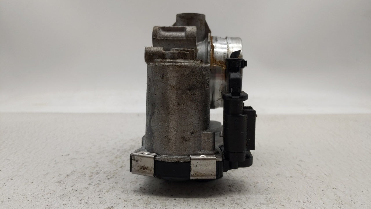 2017-2018 Chevrolet Cruze Throttle Body P/N:12671379AA Fits Fits 2017 2018 OEM Used Auto Parts - Oemusedautoparts1.com