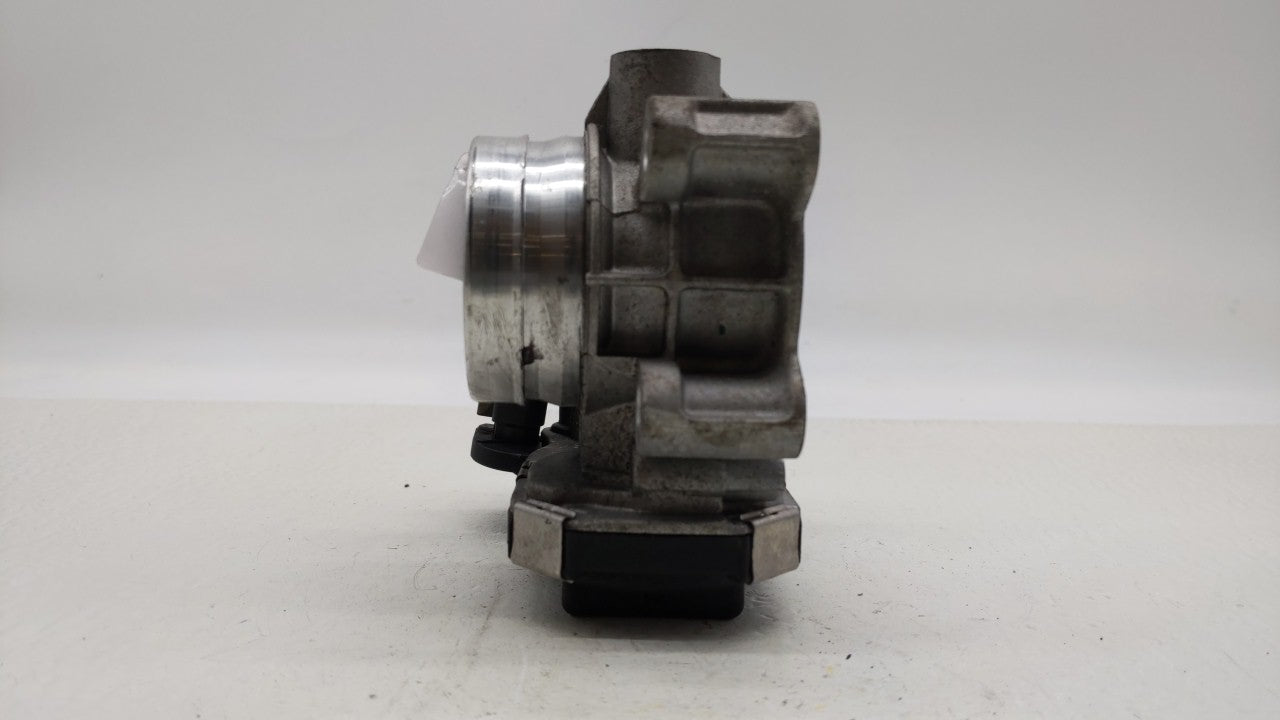 2017-2018 Chevrolet Cruze Throttle Body P/N:12671379AA Fits Fits 2017 2018 OEM Used Auto Parts - Oemusedautoparts1.com