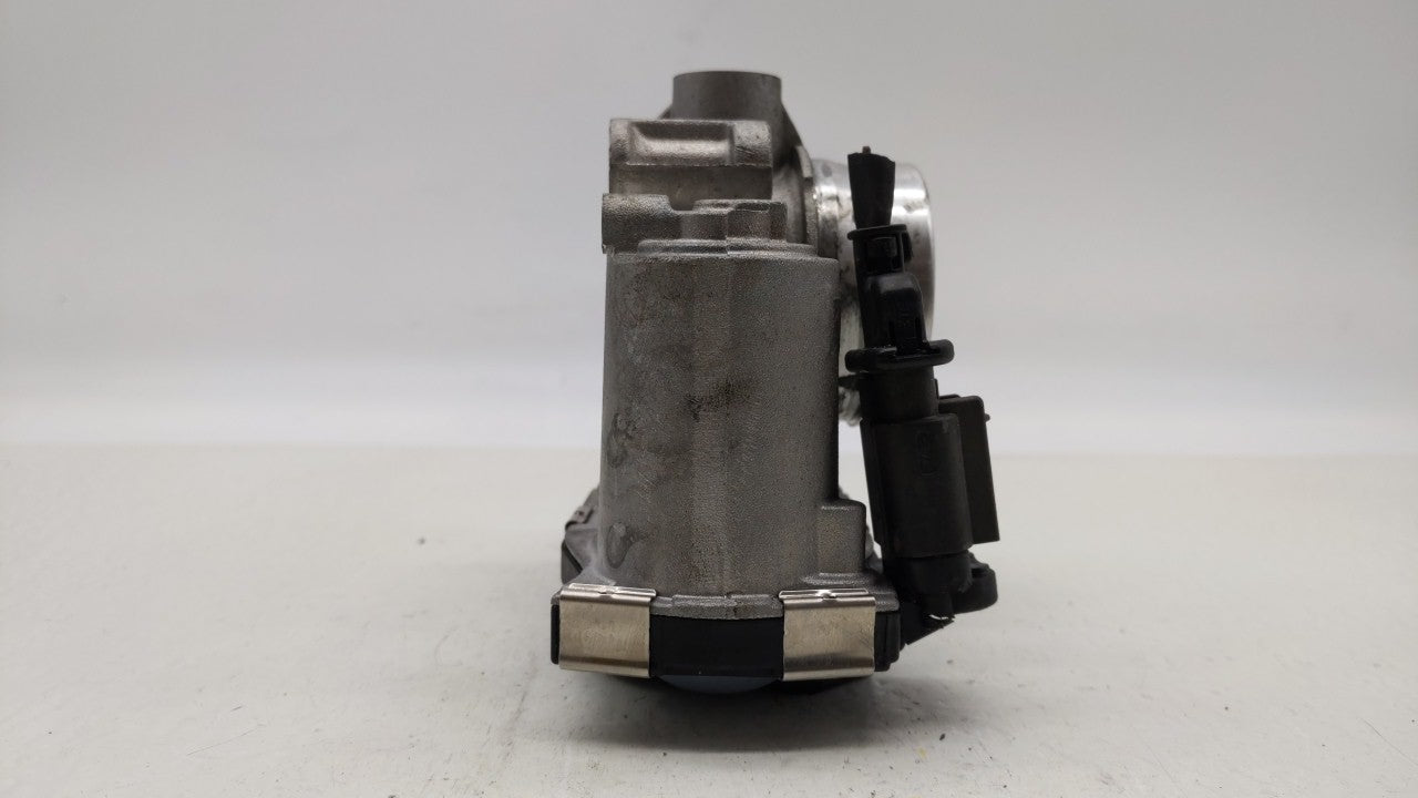 2017-2018 Chevrolet Cruze Throttle Body P/N:12671379AA Fits Fits 2017 2018 OEM Used Auto Parts - Oemusedautoparts1.com