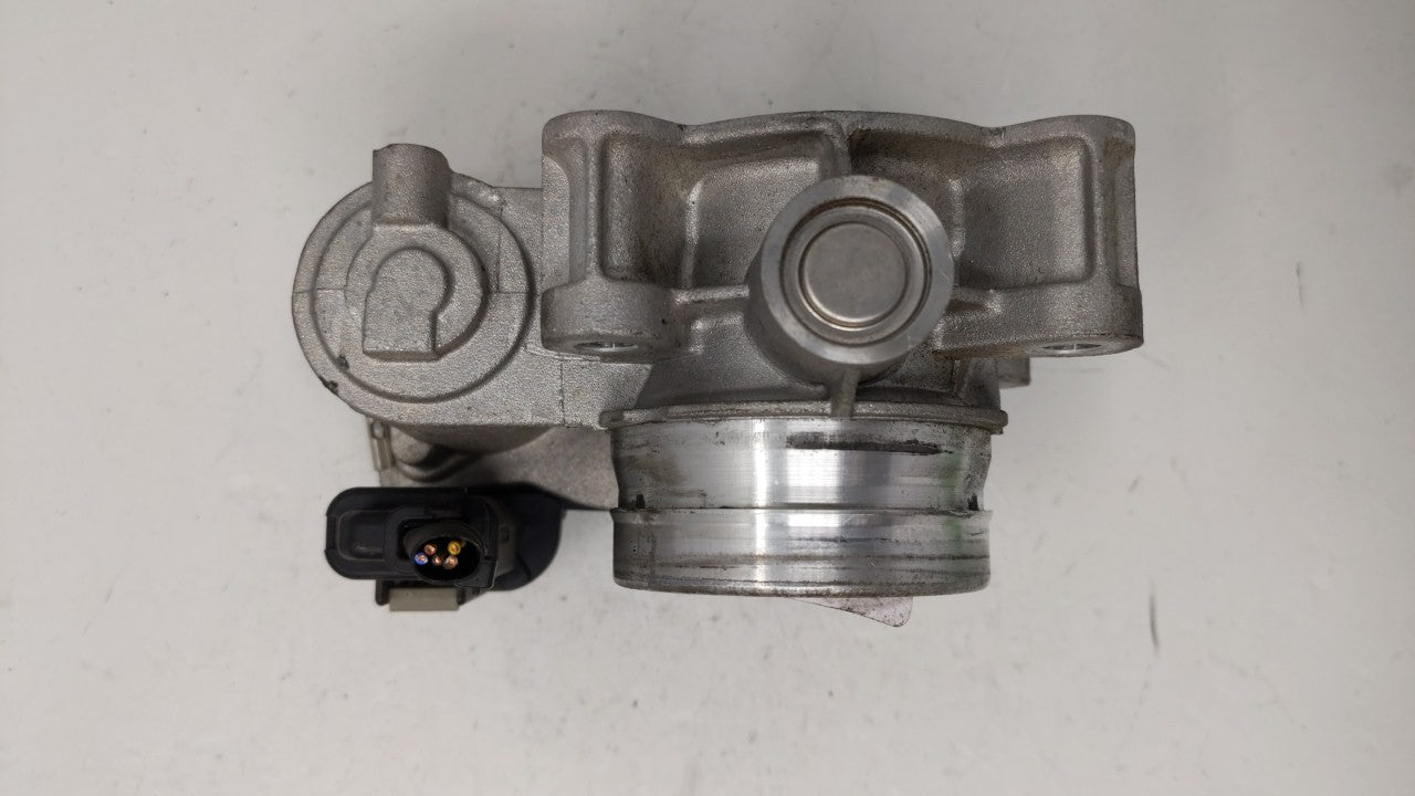 2017-2018 Chevrolet Cruze Throttle Body P/N:12671379AA Fits Fits 2017 2018 OEM Used Auto Parts - Oemusedautoparts1.com