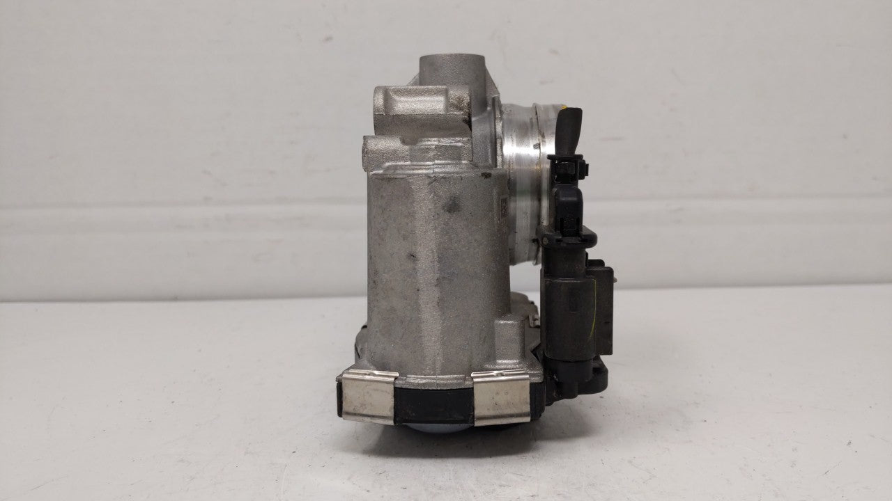 2017-2018 Chevrolet Cruze Throttle Body P/N:12671379AA Fits Fits 2017 2018 OEM Used Auto Parts - Oemusedautoparts1.com