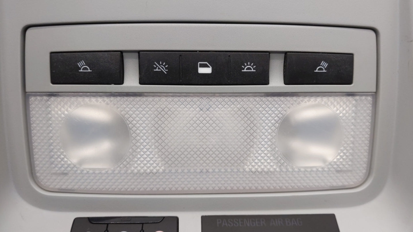 2016-2019 Chevrolet Cruze Overhead Roof Console 304689 - Oemusedautoparts1.com