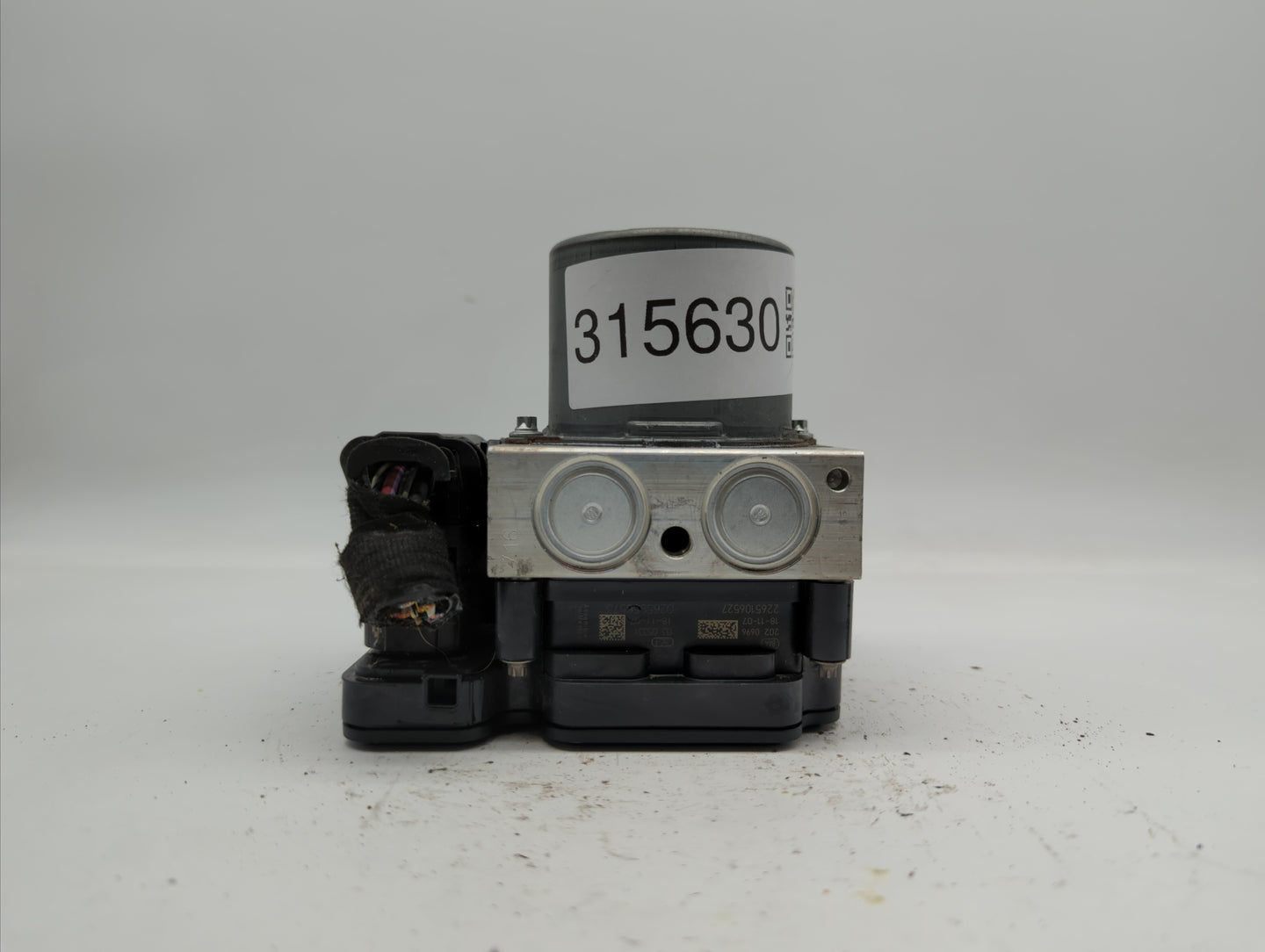 2019 Chevrolet Cruze ABS Pump Control Module Replacement P/N:39126645 Fits OEM Used Auto Parts - Oemusedautoparts1.com