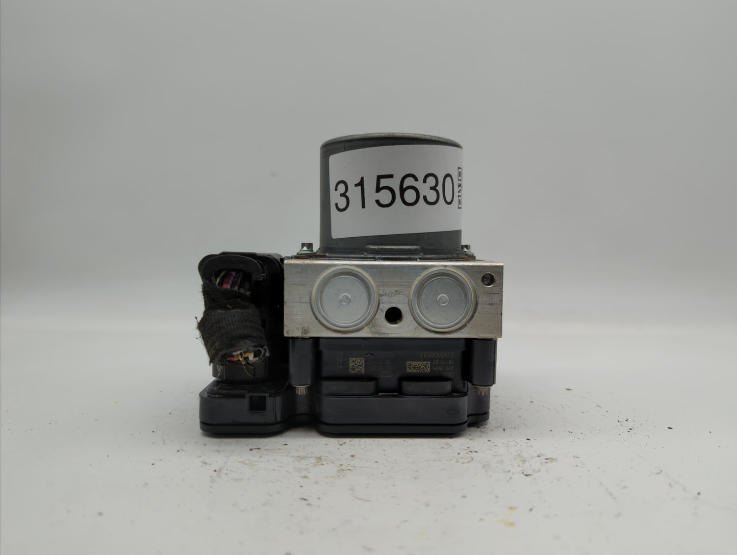 2019 Chevrolet Cruze ABS Pump Control Module Replacement P/N:39126645 Fits OEM Used Auto Parts - Oemusedautoparts1.com