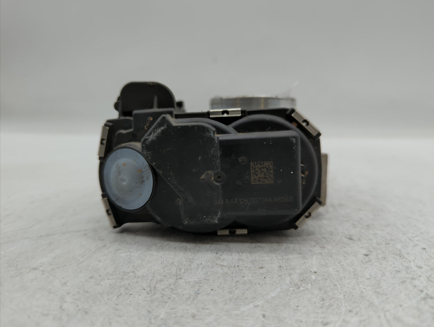 2017-2018 Chevrolet Cruze Throttle Body P/N:12671379AA Fits Fits 2017 2018 OEM Used Auto Parts - Oemusedautoparts1.com
