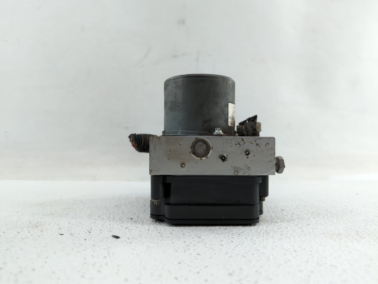 2019 Chevrolet Cruze ABS Pump Control Module Replacement P/N:39126645 Fits OEM Used Auto Parts - Oemusedautoparts1.com