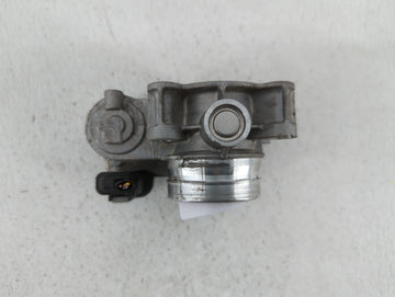 2017-2018 Chevrolet Cruze Throttle Body P/N:12671379AA Fits Fits 2017 2018 OEM Used Auto Parts