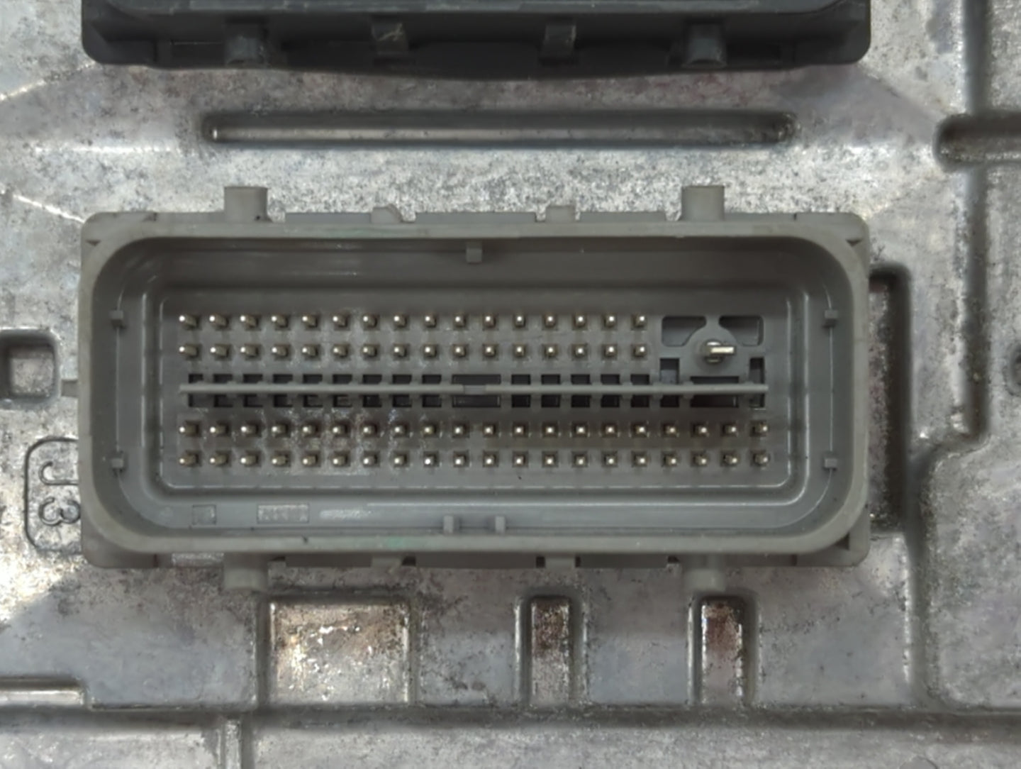 2017-2018 Chevrolet Cruze PCM Engine Control Computer ECU ECM PCU OEM P/N:12687235 12677677, 12686384 Fits Fits 2017 2018 20